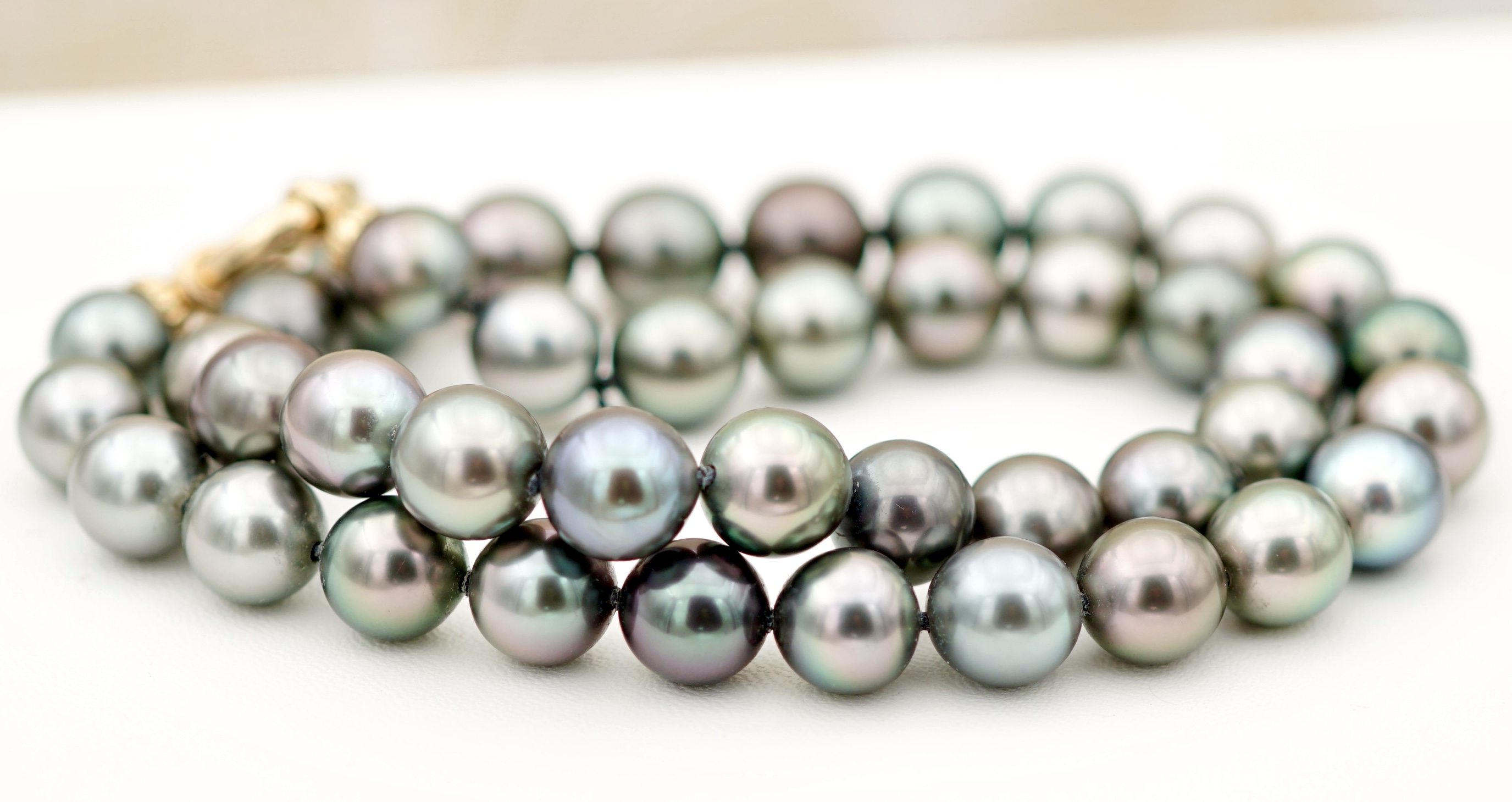 Uniques au monde : les perles noires de Tahiti